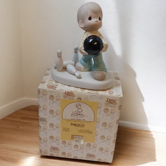 Vintage 1996 Enesco Precious Moments "Lord Spare Me" Bowling Figurine #5… - Picture 5 of 7